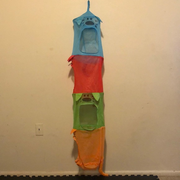 Kids Hanging Storage - Picture 2 of 2